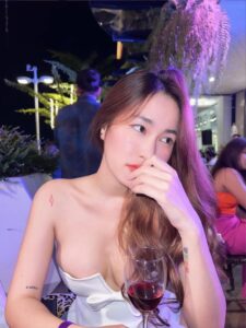 เน็ตไอดอลสายแซ่บ