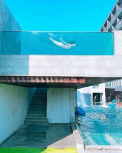 โม อมีนา